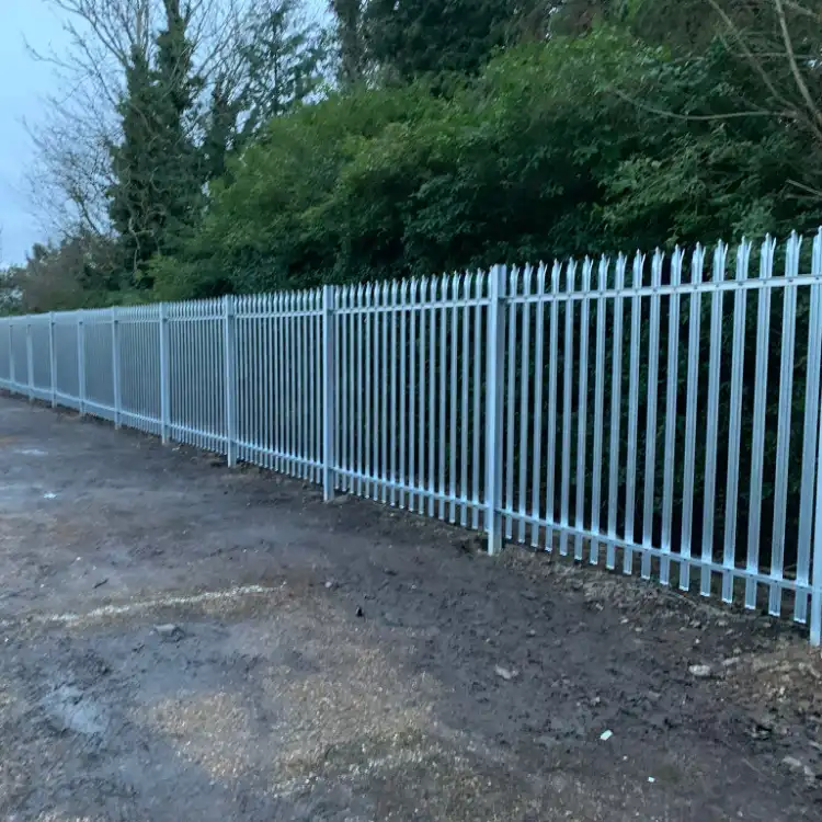 Palisade fencing